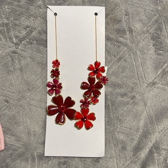 Kate spade flower necklace - Picture 6 of 6